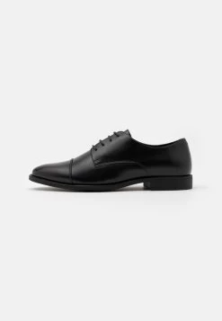 Prix Dynamité Pier One Derbies & Richelieus Chaussures De Ville Rond Homme -Pier One Boutique 002f0526220d4622b3700c3b0a35618d