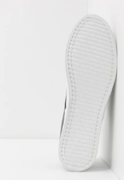 Pier One Prix Aimable UNISEX – Baskets Basses Baskets & Sneakers Rond Homme 12 Pier One Prix Aimable UNISEX – Baskets Basses Baskets & Sneakers Rond Homme -Pier One Boutique 030b21b0cbba4f6997d98a56959370b2