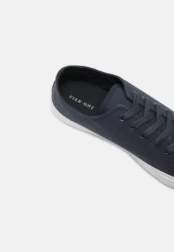 Pier One UNISEX – Baskets Basses Produit De Première Qualité Baskets & Sneakers Rond -Pier One Boutique 06043a44e6b943b6afea1bbe331893f9