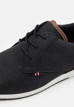 Prix Équitable Pier One Chaussures à Lacets Derbies, Richelieus & Chaussures Bateau Rond Homme -Pier One Boutique 09385dbb736847f5a5eac6cf4a1ece0d