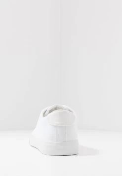 Prix Jamais Vus Pier One UNISEX – Baskets Basses Baskets & Sneakers Rond Homme -Pier One Boutique 099b1c2ff44541c4a98b9e66f468f5ec