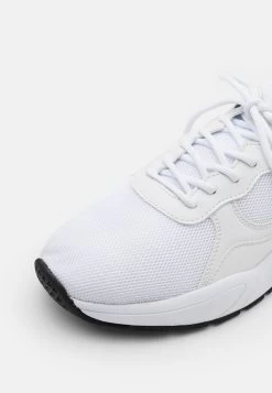 Prix Imbattable Pier One UNISEX – Baskets Basses Sneakers Rond -Pier One Boutique 0c586345be6d4542acf942670fee3bc8