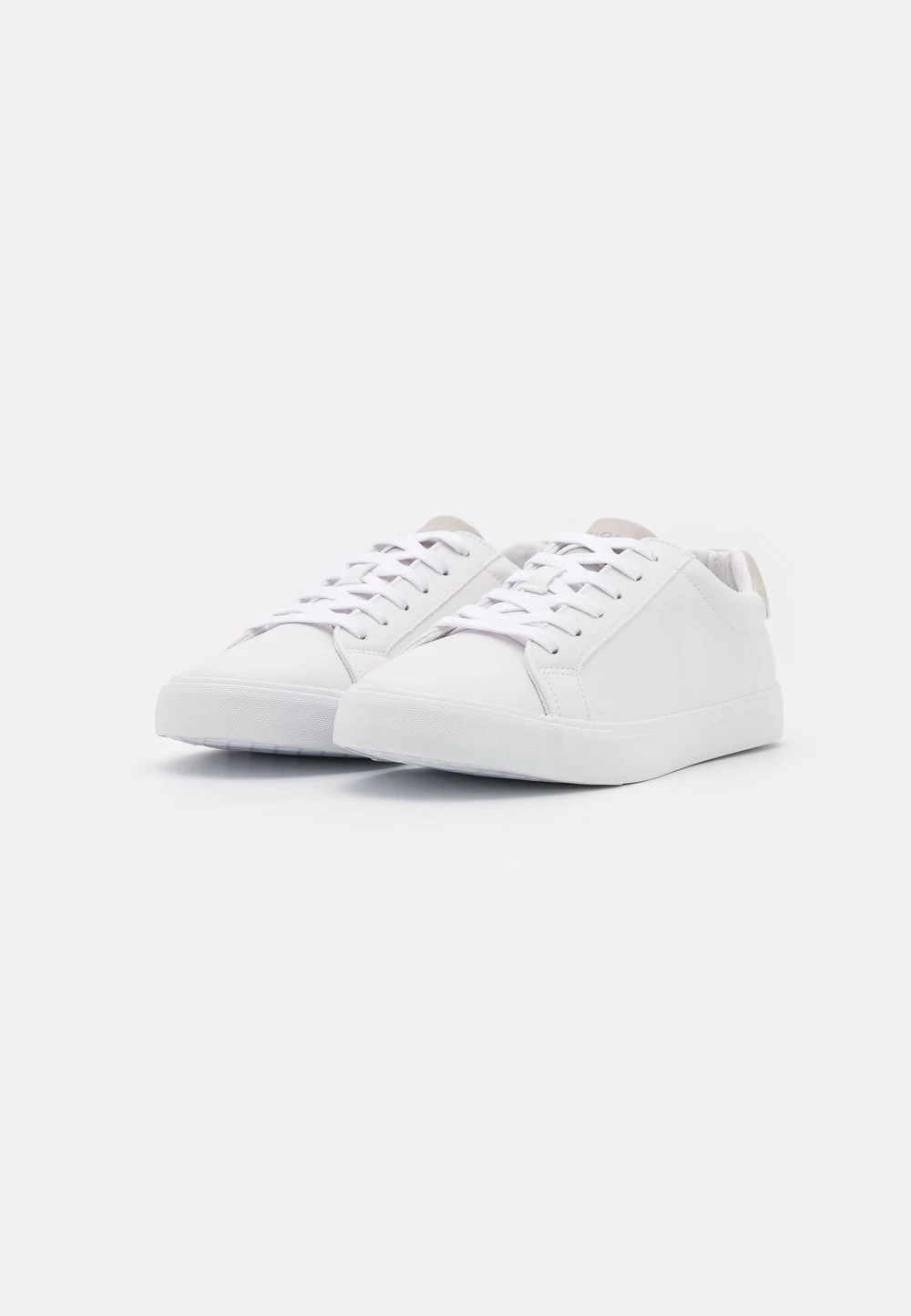 Pier One Prix Sympa Baskets Basses Baskets & Sneakers Rond Unisex 2 Pier One Prix Sympa Baskets Basses Baskets & Sneakers Rond Unisex – Image 2