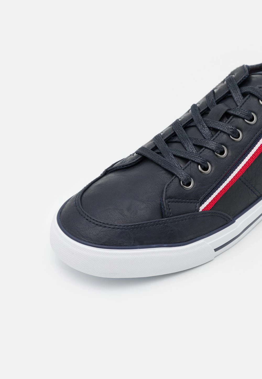 Prix Bradés Pier One Baskets Basses Sneakers Rond Homme 6 Prix Bradés Pier One Baskets Basses Sneakers Rond Homme – Image 6