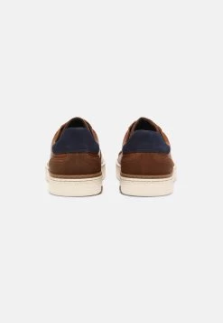 Pier One Pas Cher Baskets Basses Sneakers Rond Homme -Pier One Boutique 15dd484bcc6e4ae8b8510f7c8f1b9808