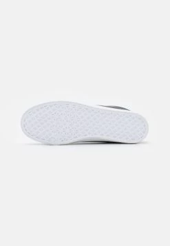 Pier One UNISEX – Baskets Basses Prix Affortable Baskets & Sneakers Rond 10 Pier One UNISEX – Baskets Basses Prix Affortable Baskets & Sneakers Rond -Pier One Boutique 1a85163750e54668a9ef483cf640d077