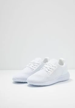 Pier One UNISEX – Baskets Basses Prix Refroidis Sneakers Rond Homme -Pier One Boutique 1abd2eb89d1c4f2ab09ba09e4942cbf5