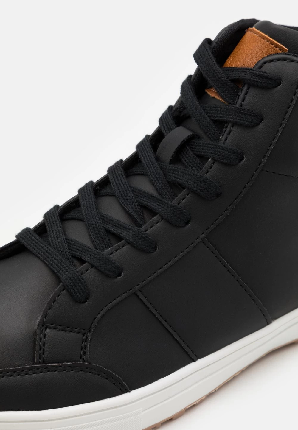 Prix Distinctifs Pier One Baskets Montantes Baskets & Sneakers Rond Homme 6 Prix Distinctifs Pier One Baskets Montantes Baskets & Sneakers Rond Homme – Image 6