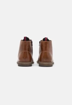 Prix Sympa Pier One LEATHER – Bottines à Lacets – Camel Bottes Rond Homme -Pier One Boutique 248f4646e7ed47049f0e84eb53222daa