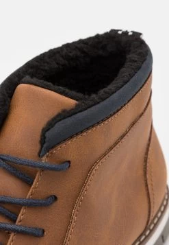 Pier One 50% Off De Vente Chaussures à Lacets Derbies, Richelieus & Chaussures Bateau Rond Homme 12 Pier One 50% Off De Vente Chaussures à Lacets Derbies, Richelieus & Chaussures Bateau Rond Homme -Pier One Boutique 27261ab2251b44c58fce994e7e4f72c4