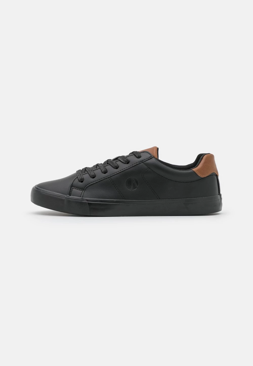 Pier One Pas Cher Baskets Basses Sneakers Rond Homme 1 Pier One Pas Cher Baskets Basses Sneakers Rond Homme