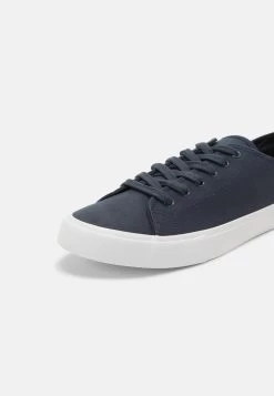 Pier One UNISEX – Baskets Basses Produit De Première Qualité Baskets & Sneakers Rond -Pier One Boutique 31f298ca0f7a4caeba300b1a89828805