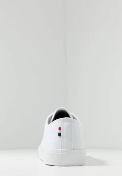 Pier One Qualité Garantie 100% UNISEX – Baskets Basses Baskets & Sneakers Rond -Pier One Boutique 334b69e2e2ca4b87851fc04483aca757