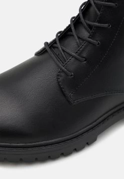 Pier One Réduction Bottines à Lacets Bottes Rond Homme -Pier One Boutique 33850adda48444d58c26f4508273df3d