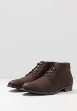 Prix Cassé Pier One Derbies Derbies Et Richelieus Rond Homme 8 Prix Cassé Pier One Derbies Derbies Et Richelieus Rond Homme -Pier One Boutique 36db4e9c15ba44febd6bbaf836ff8838