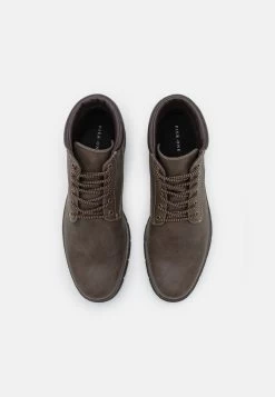 Pier One Bottines à Lacets Prix Sacrifiés Bottes Rond Homme -Pier One Boutique 3a2afa52b6504d33b8f6c164de1c2421