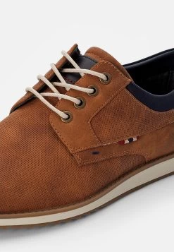 Prix Malin Pier One Chaussures à Lacets Derbies, Richelieus & Chaussures Bateau Rond Homme 12 Prix Malin Pier One Chaussures à Lacets Derbies, Richelieus & Chaussures Bateau Rond Homme -Pier One Boutique 3b047b417ae2450691a3771a7b0b96a7