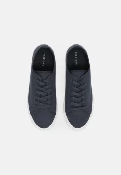 Pier One UNISEX – Baskets Basses Produit De Première Qualité Baskets & Sneakers Rond -Pier One Boutique 41131c693fe540d98a44edb6d44ce0e6