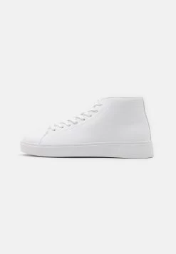 Pier One Baskets Montantes Prix Préférentiel Baskets & Sneakers Rond Homme 13 Pier One Baskets Montantes Prix Préférentiel Baskets & Sneakers Rond Homme -Pier One Boutique 41c0bd23f4294c98bbfe167fca3c1df4 1