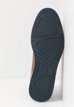 Meilleure Qualité Pier One Chaussures à Lacets Derbies, Richelieus & Chaussures Bateau Rond Homme -Pier One Boutique 425ade5de11d46ecad014dbc88828f82