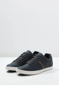 Pier One Baskets Basses Première Qualité Sneakers Rond Homme -Pier One Boutique 464425b63bce48cba2a0537daba399ad