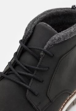 Pier One Prix Imbattable Chaussures à Lacets Derbies, Richelieus & Chaussures Bateau Rond Homme -Pier One Boutique 4744c4ecf05345abaa7f882f27800422