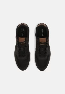 Pier One 50% Off De Vente Baskets Basses Baskets & Sneakers Rond Homme -Pier One Boutique 4b44282a6f1c4569ad3bed391a5f9502