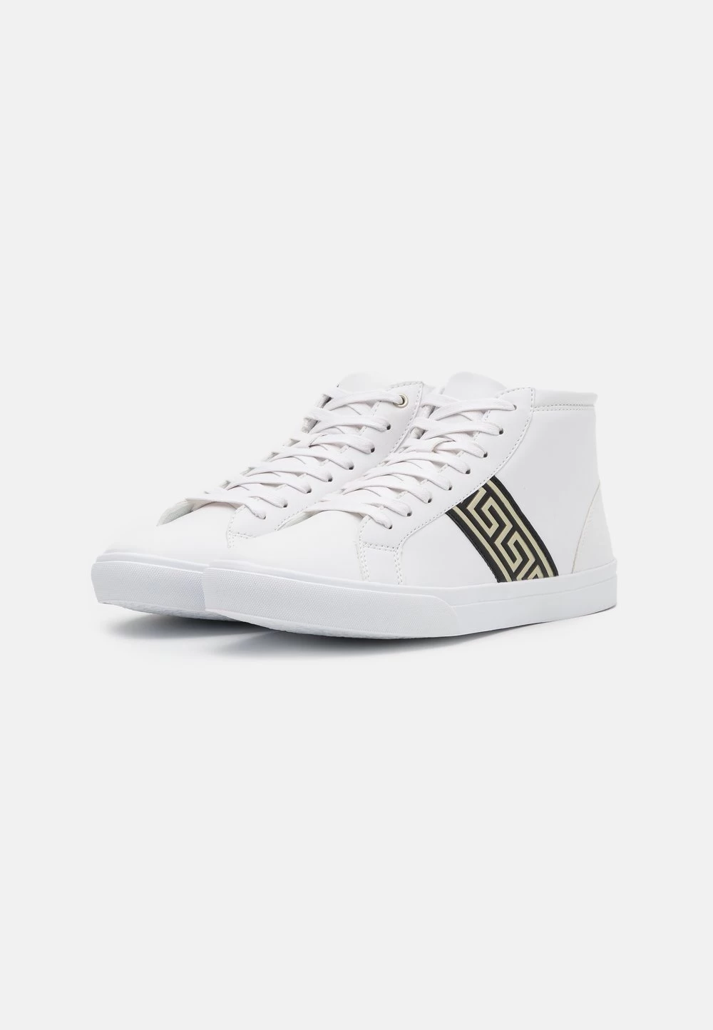 Pier One Prix Raisonnable Baskets Montantes Sneakers Rond Homme 2 Pier One Prix Raisonnable Baskets Montantes Sneakers Rond Homme – Image 2