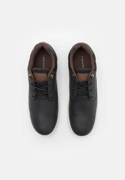 Pier One Chaussures à Lacets Prix Discount Derbies, Richelieus & Chaussures Bateau Rond Homme -Pier One Boutique 4d37336942154a5492393afc6a2a7cdf
