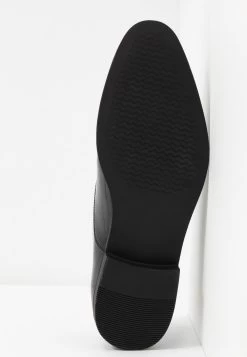 Pier One Derbies & Richelieus Se Vend Bas Prix Chaussures De Ville Rond Homme -Pier One Boutique 5317eb82f7a24a2987c583daeb9ef308