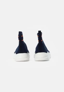 Pier One Baskets Montantes – Dark Blue Prix Gelé Baskets & Sneakers Rond Homme -Pier One Boutique 54654d4f4af64bbc831f0bc34d9d63f2