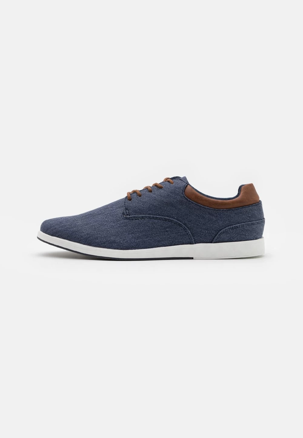 Pier One Prix Gelé Chaussures à Lacets Derbies, Richelieus & Chaussures Bateau Rond Homme 7 Pier One Prix Gelé Chaussures à Lacets Derbies, Richelieus & Chaussures Bateau Rond Homme – Image 7