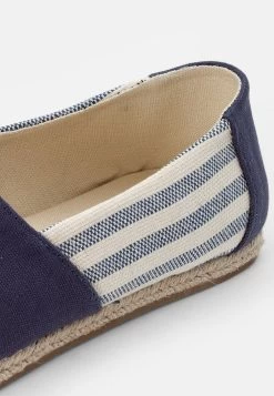 Pier One Prix Gelé Espadrilles Rond Unisex -Pier One Boutique 69314eaa0e424f77864e97404b066aea