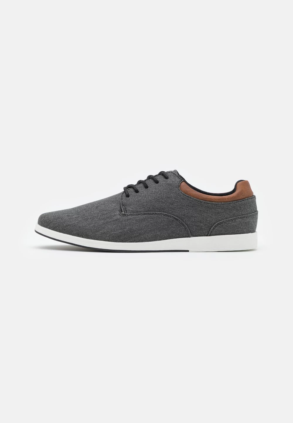 Pier One Prix Gelé Chaussures à Lacets Derbies, Richelieus & Chaussures Bateau Rond Homme 1 Pier One Prix Gelé Chaussures à Lacets Derbies, Richelieus & Chaussures Bateau Rond Homme