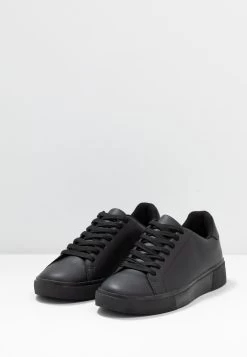 Pier One Qualité Supérieure Baskets Basses Baskets & Sneakers Rond Homme -Pier One Boutique 6c7ac692f42b4b2c94d933936826a0c3