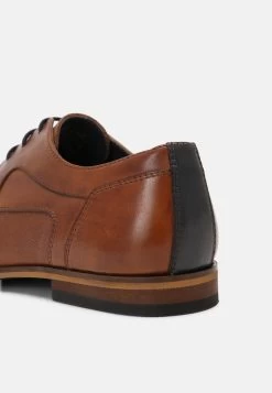 Pier One Derbies Qualité Fiable Derbies Et Richelieus Rond Homme -Pier One Boutique 6d7a70fdbbf5465aa0245b5062e6e5dd