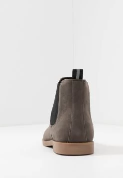 Prix Refroidis Pier One Bottines Bottes Rond Homme -Pier One Boutique 6de421c8477f46dbbacce2e16cc7c73b