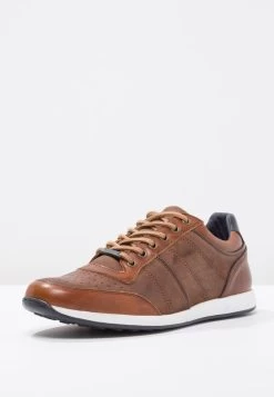 Pier One LEATHER – Baskets Basses Pas Cher Sneakers Rond Homme -Pier One Boutique 76bd987e80ce4403a556ff43ac2e367a