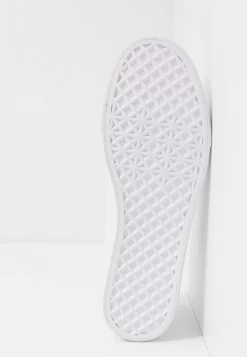 Prix Jamais Vus Pier One UNISEX – Baskets Basses Baskets & Sneakers Rond Homme -Pier One Boutique 7f6e8e10563c4bda9fbf509d09e1de76