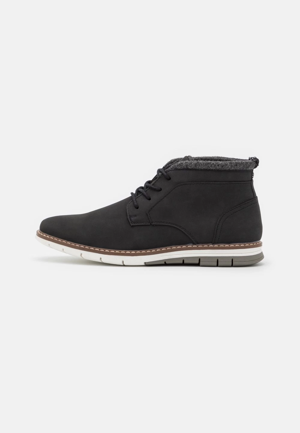 Pier One 50% Off De Vente Chaussures à Lacets Derbies, Richelieus & Chaussures Bateau Rond Homme 7 Pier One 50% Off De Vente Chaussures à Lacets Derbies, Richelieus & Chaussures Bateau Rond Homme – Image 7