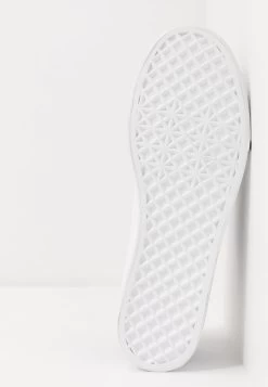 Prix Dégriffé Pier One UNISEX – Baskets Basses Baskets & Sneakers Rond -Pier One Boutique 80ebefdac75446b0ac93aa77639e0b44