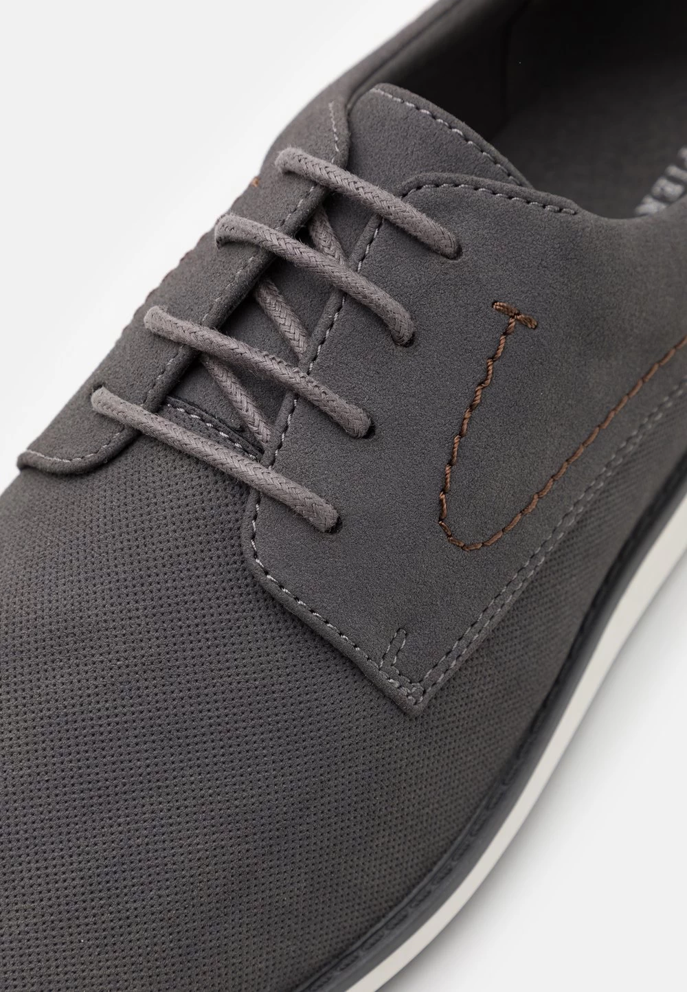 Pier One Prix Dégriffé Chaussures à Lacets Derbies Et Richelieus Rond Homme 6 Pier One Prix Dégriffé Chaussures à Lacets Derbies Et Richelieus Rond Homme – Image 6