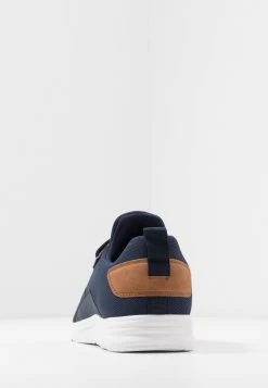 Pier One Baskets Basses Prix Imbattable Baskets & Sneakers Rond Homme -Pier One Boutique 85dee8dab14d465784f5e8bbb9cff969