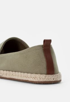 Pier One Prix Favorable RENA ESPADRILLE UNISEX – Espadrilles Chaussures Basses Rond -Pier One Boutique 8b1ef3dce9d344a08d816af96a53324d