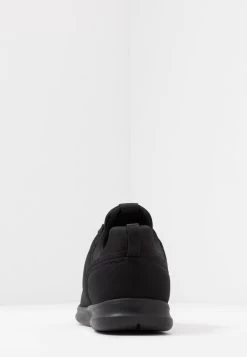 Vendre Pier One Baskets Basses Baskets & Sneakers Rond Unisex -Pier One Boutique 8c04451f4e72418c90d848f6c7b77d6d