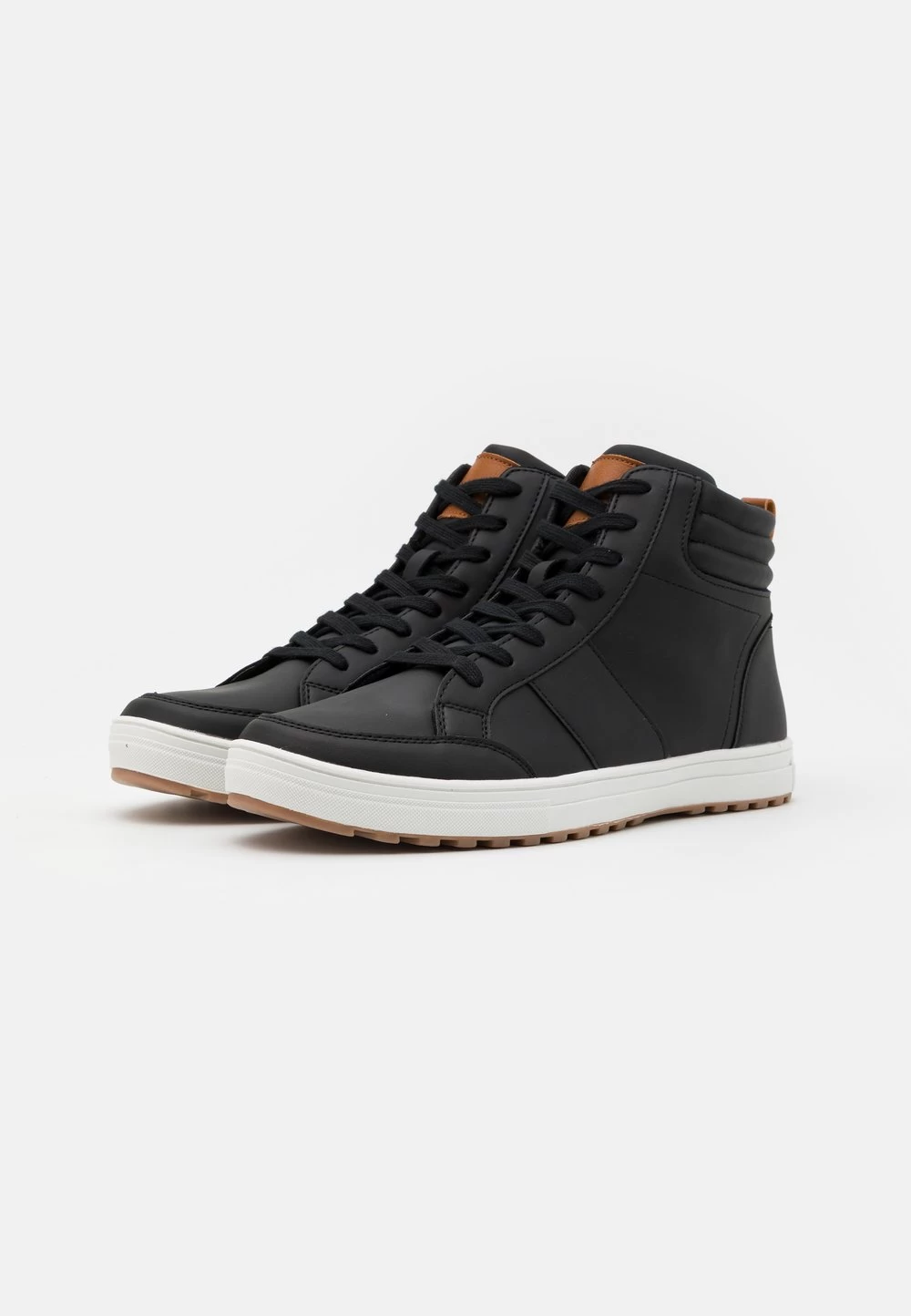 Prix Distinctifs Pier One Baskets Montantes Baskets & Sneakers Rond Homme 2 Prix Distinctifs Pier One Baskets Montantes Baskets & Sneakers Rond Homme – Image 2