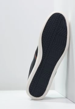 Pier One Baskets Basses Première Qualité Sneakers Rond Homme -Pier One Boutique 9f72e9d19e3b46c683e32a446305bc48