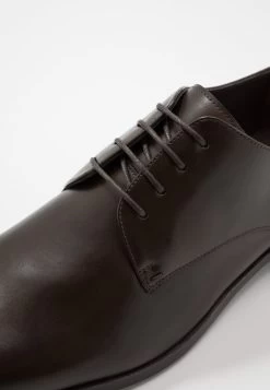 Un Tarif Préférentiel Pier One Derbies & Richelieus Derbies Et Richelieus Carré Homme -Pier One Boutique a0b009a19812409ca3c027d57ebf1f72