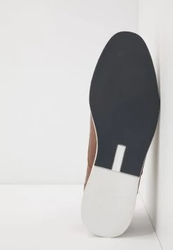 Bonne Qualité Pier One Chaussures à Lacets Derbies Et Richelieus Rond Homme -Pier One Boutique a0c25a60494c46728b0775e11baa2be4