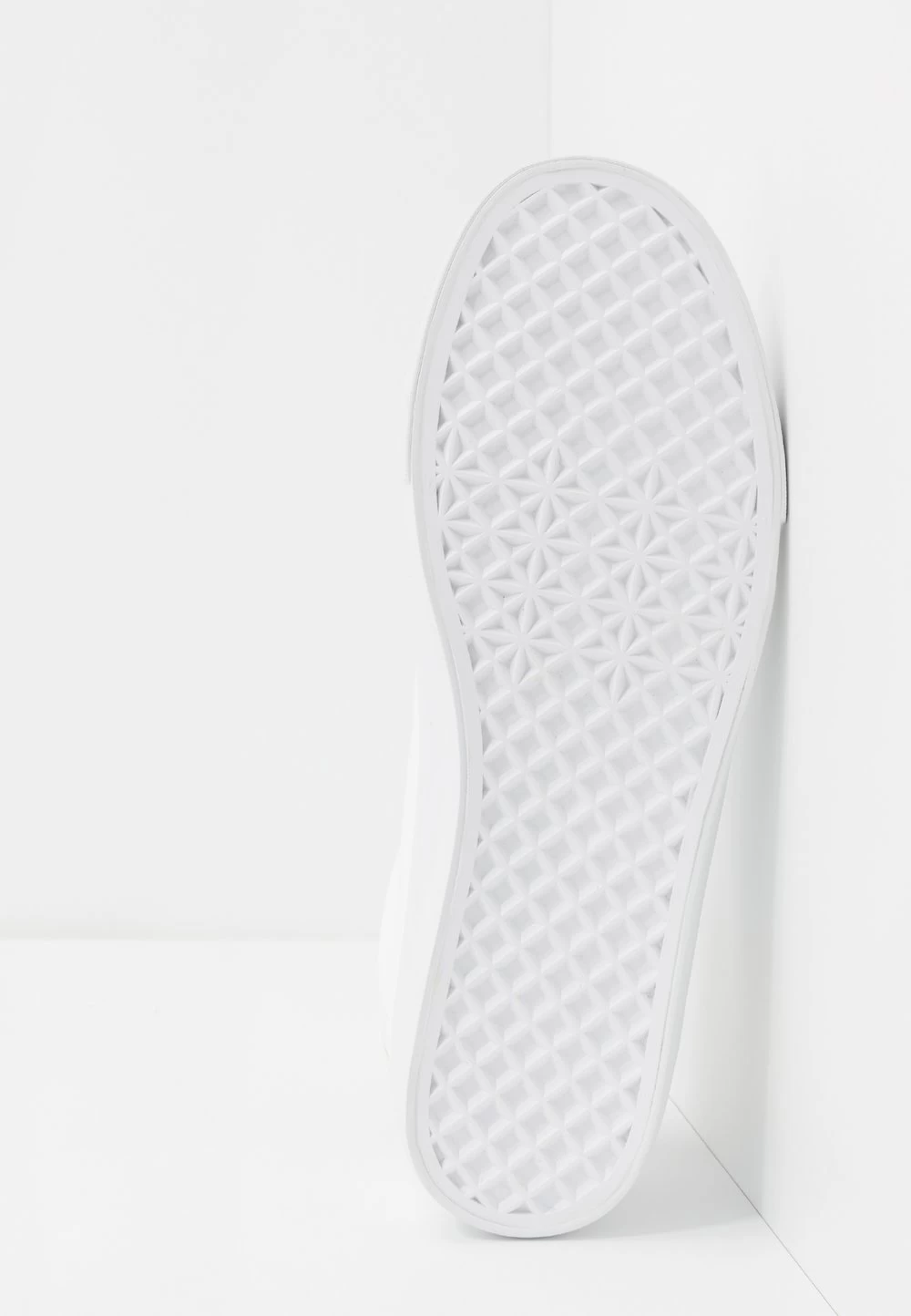 Pier One UNISEX – Baskets Basses Assurance De L’Authenticité Baskets & Sneakers Rond Homme 5 Pier One UNISEX – Baskets Basses Assurance De L’Authenticité Baskets & Sneakers Rond Homme – Image 5